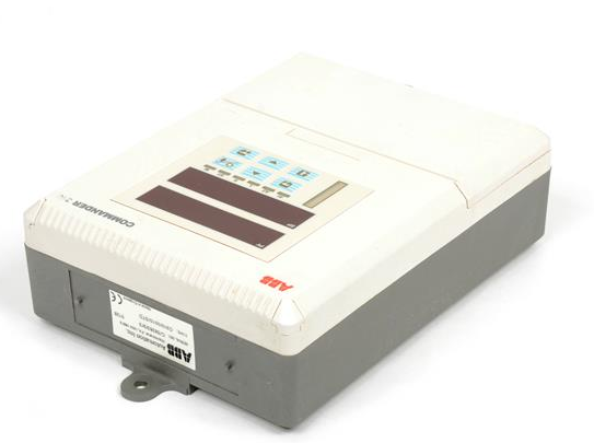 COMMANDER 310通用过程控制器